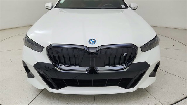 Used 2025 BMW i5 eDrive40i w/ M Sport Package image 9