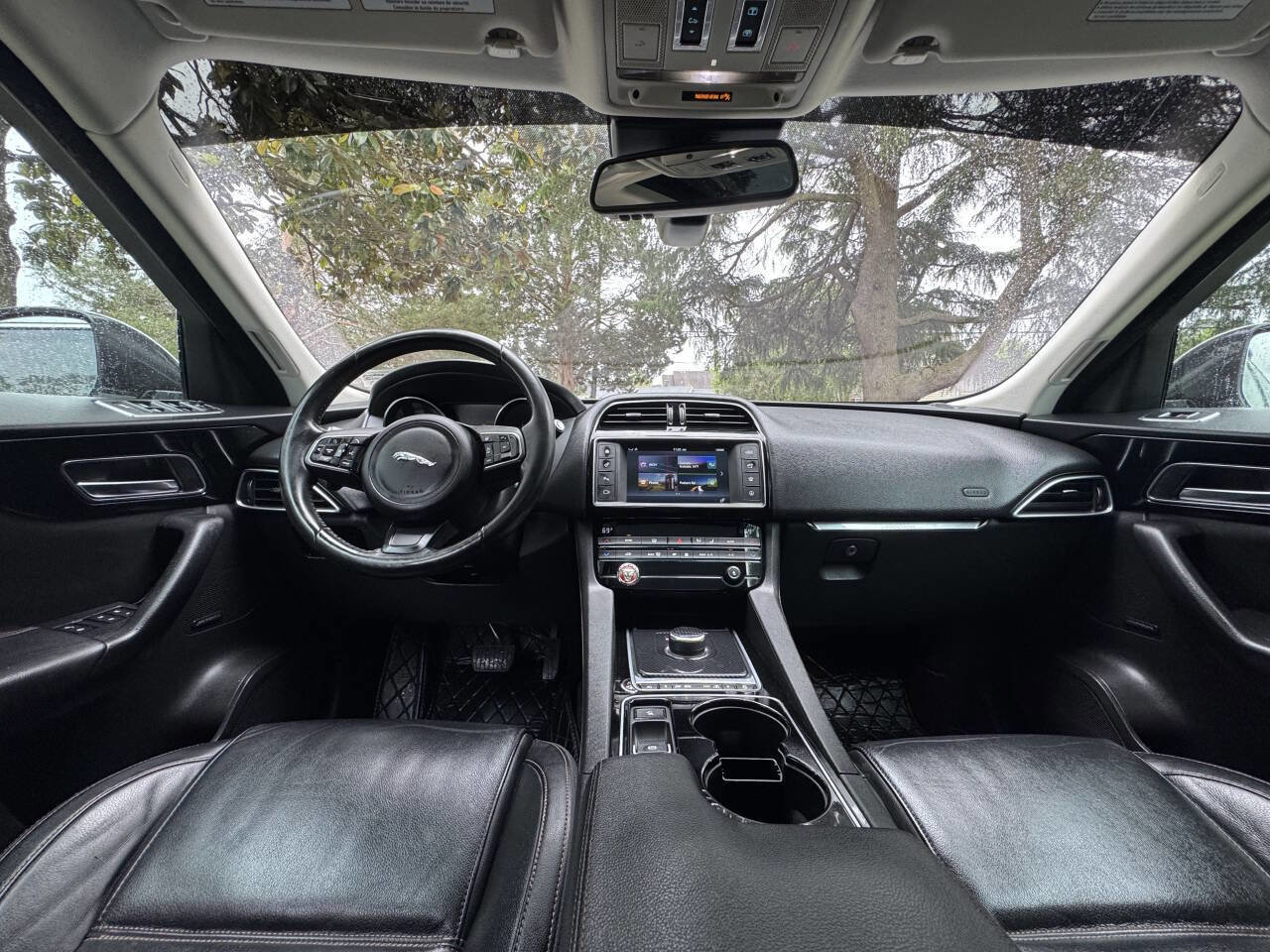 Used 2017 Jaguar F-PACE Prestige AWD/4WD image 21