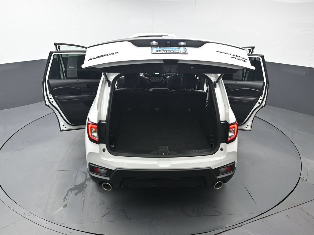 Certified 2024 Honda Passport Black Edition image 48