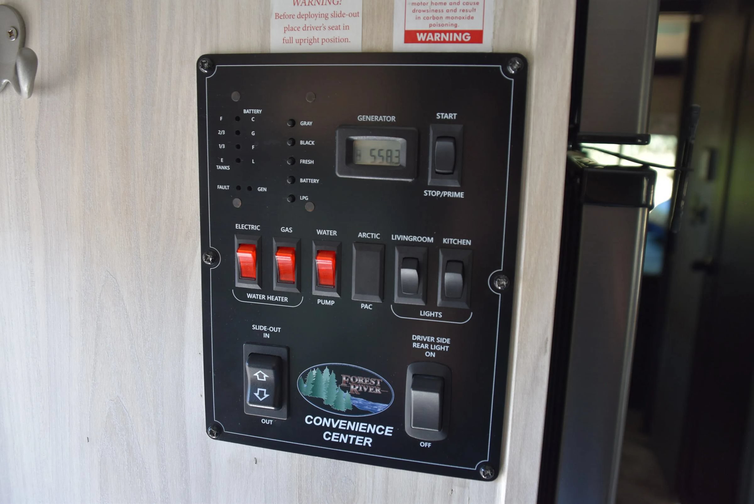 Used 2022 Ford E-450 and Econoline 450 Super Duty w/ Motorhome Prep Package RWD image 42