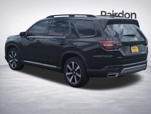 Used 2023 Honda Pilot Touring image 5
