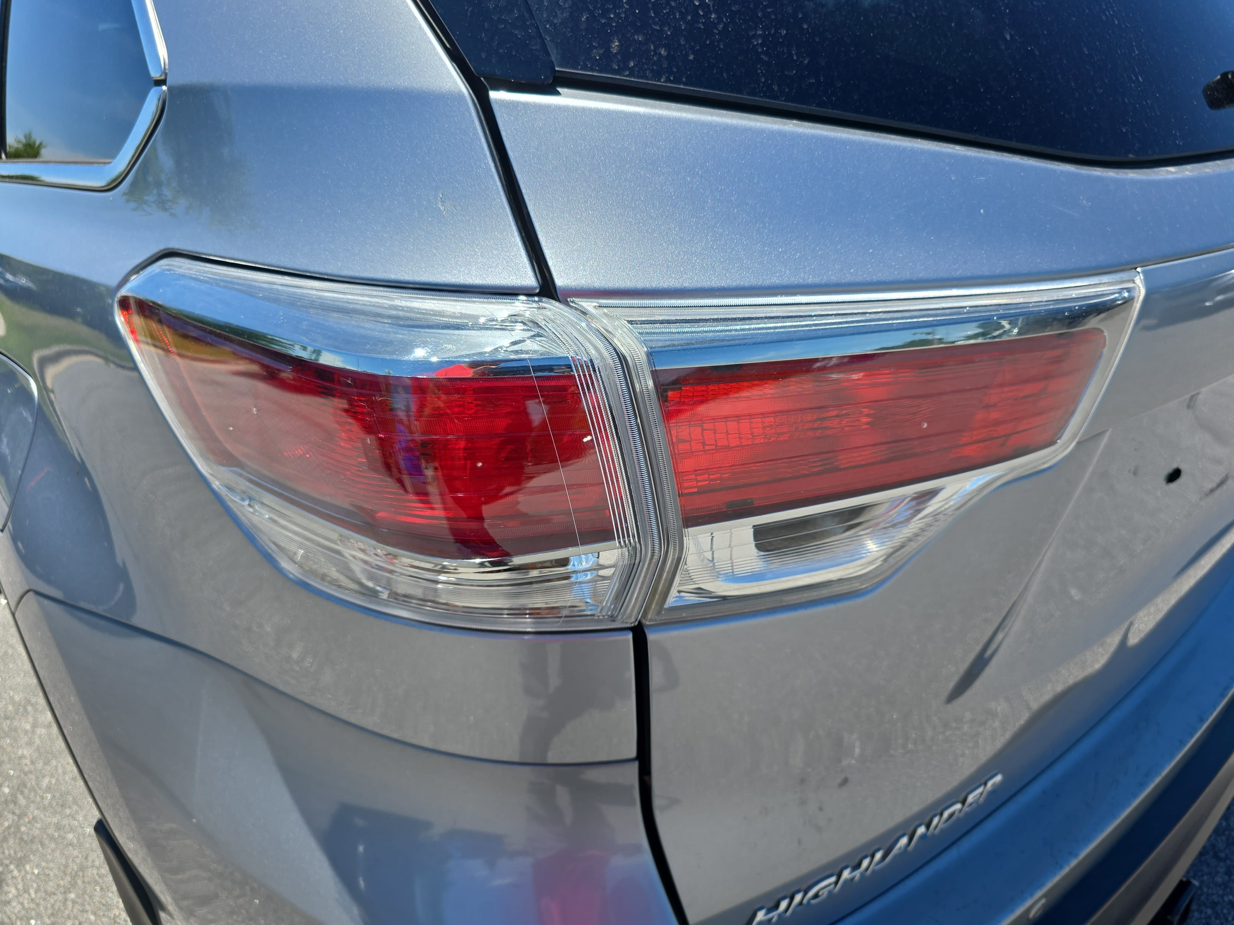 Used 2016 Toyota Highlander Limited Platinum AWD/4WD image 35