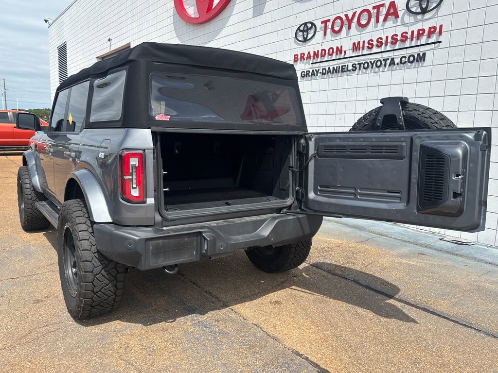 Used 2024 Ford Bronco Outer Banks AWD/4WD image 34