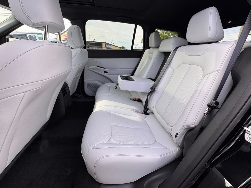 New 2026 Jeep Cherokee Limited AWD/4WD image 16