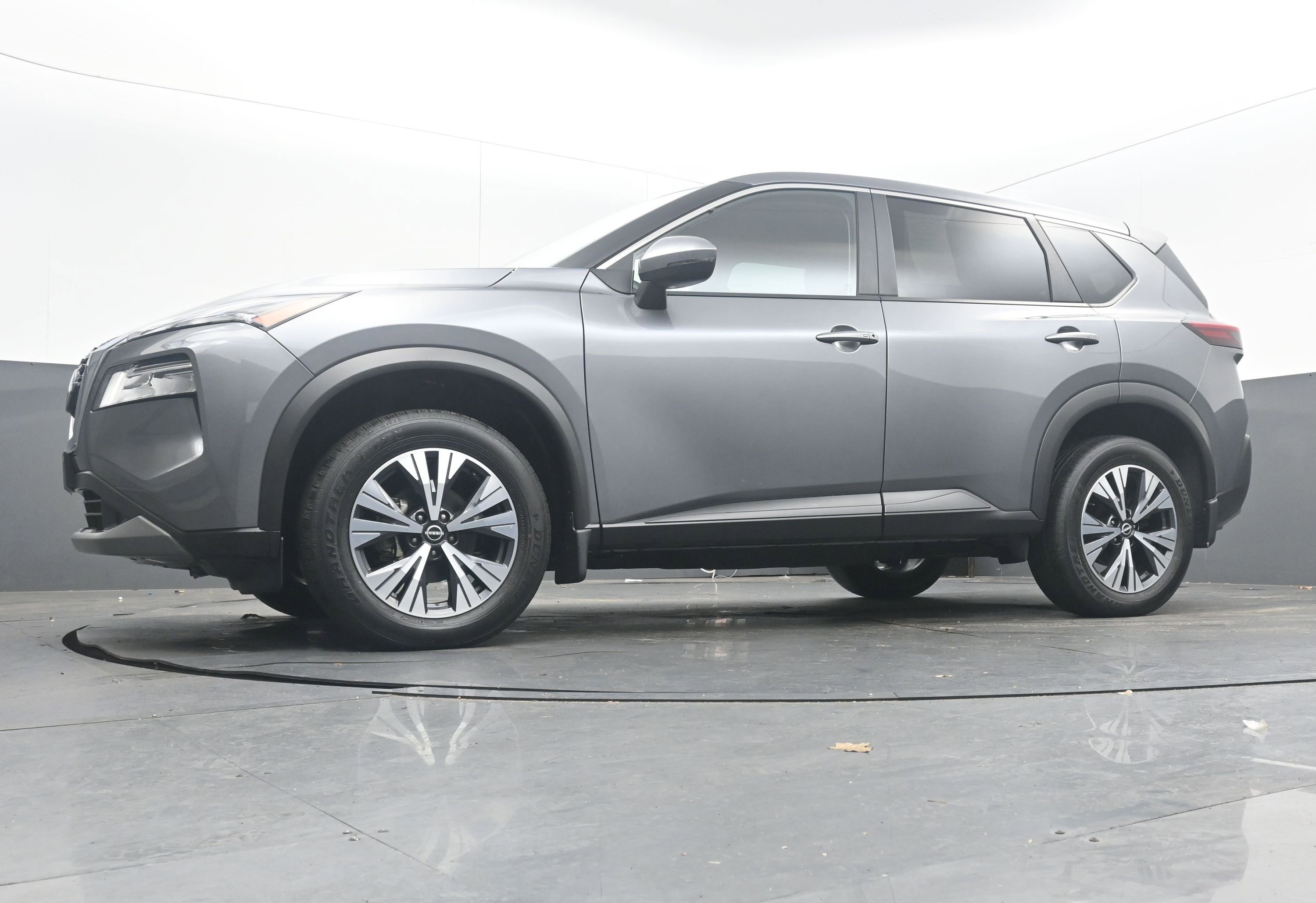 Certified 2023 Nissan Rogue SV image 26