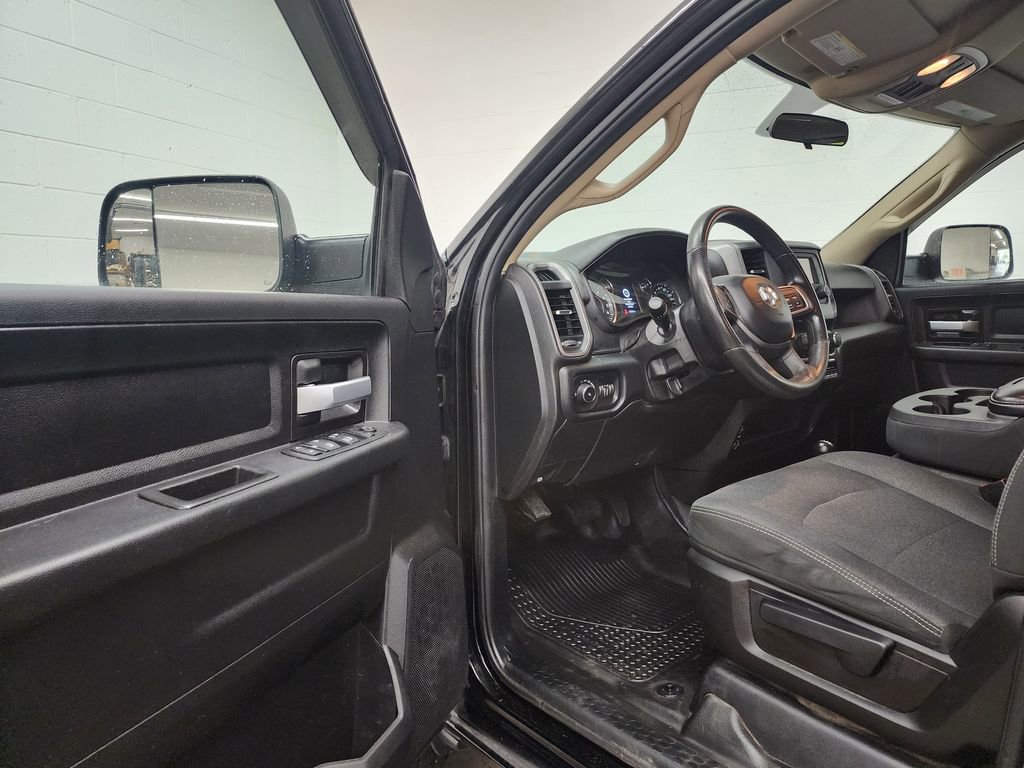Used 2019 RAM 2500 Tradesman image 11