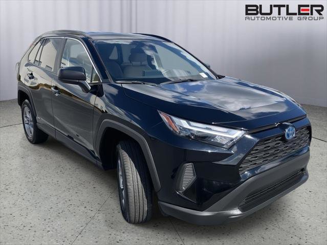 Certified 2023 Toyota RAV4 LE AWD/4WD image 7