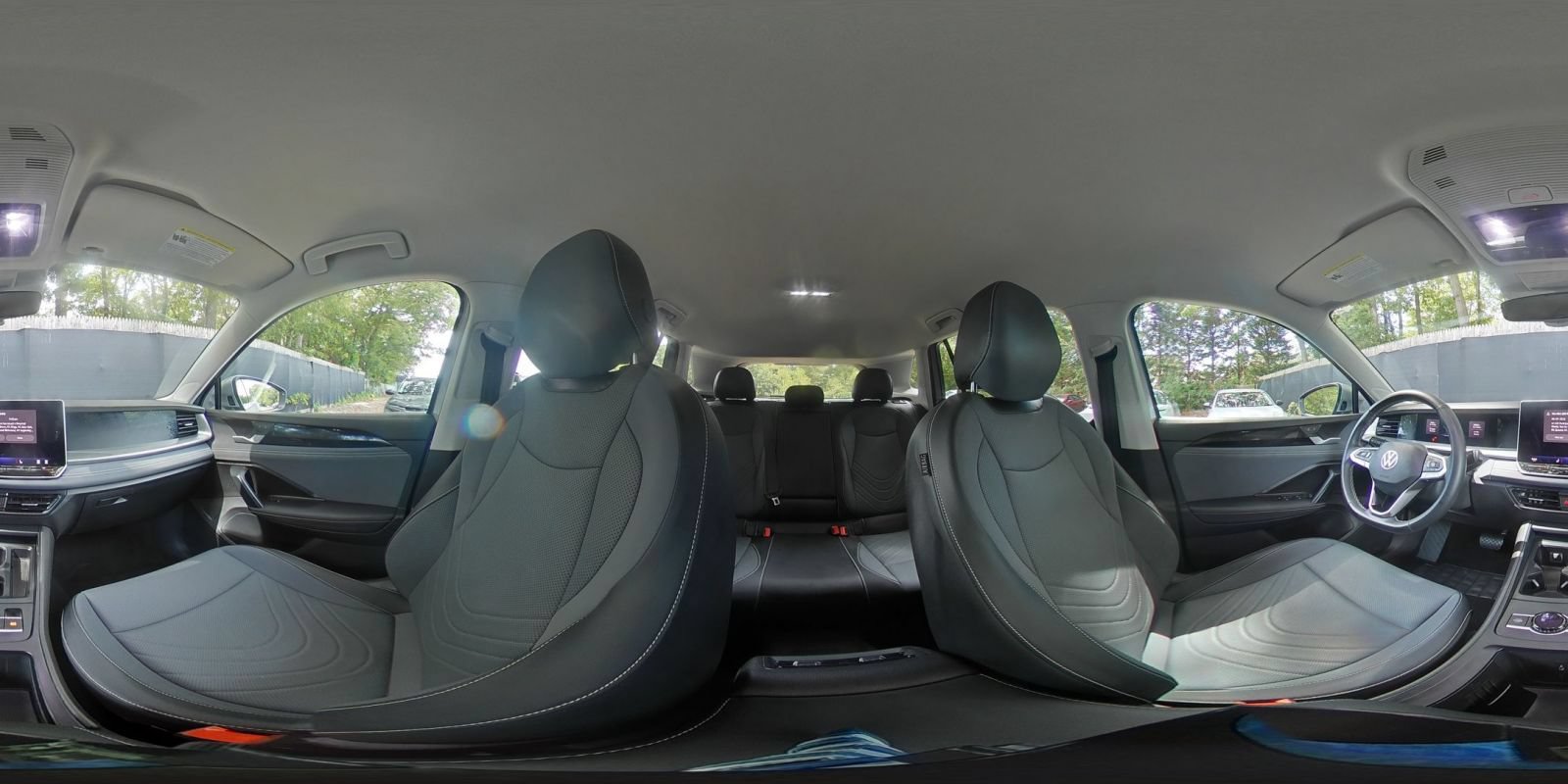 Used 2025 Chevrolet Equinox LT FWD image 43