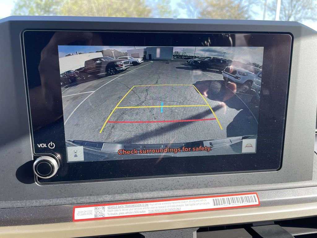 Used 2025 Toyota Tacoma SR5 image 39