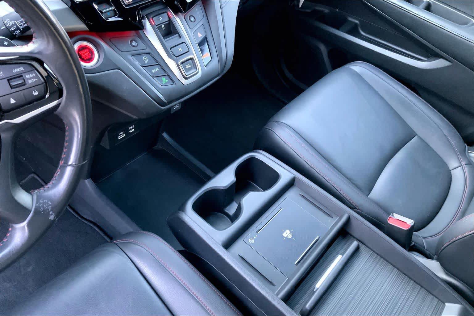 Used 2025 Honda Odyssey Sport-L image 17