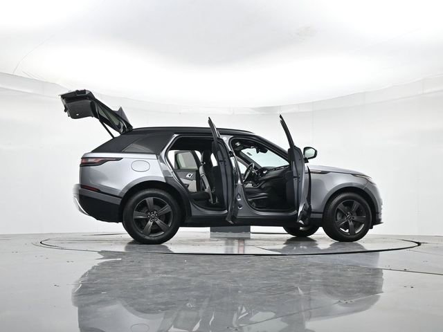 Used 2020 Land Rover Range Rover Velar R-Dynamic S image 48