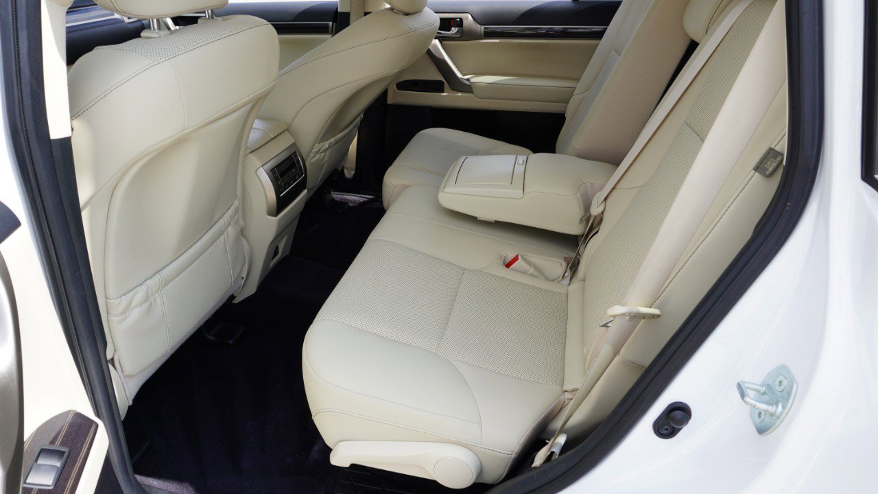 Used 2020 Lexus GX 460 Premium w/ Premium Package image 31