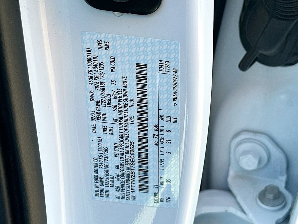 Used 2025 Ford F250 XLT image 30