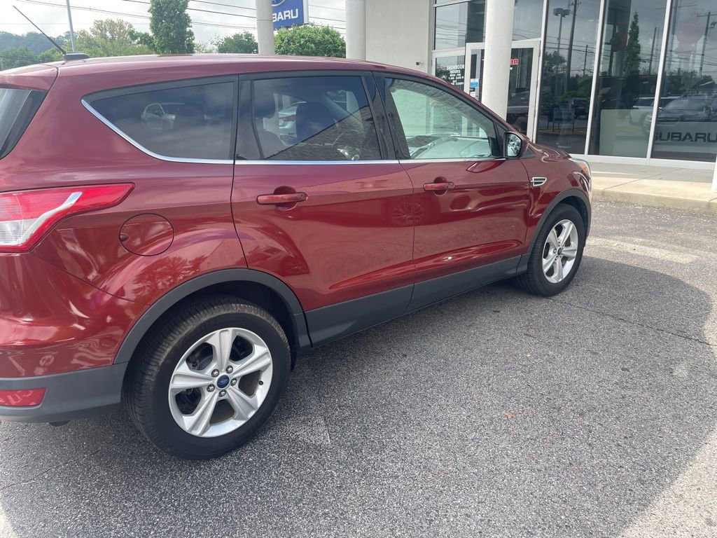 Used 2014 Ford Escape SE FWD image 9