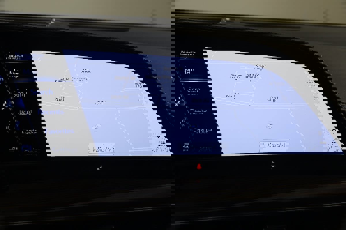 Used 2023 Cadillac Escalade Premium Luxury image 9