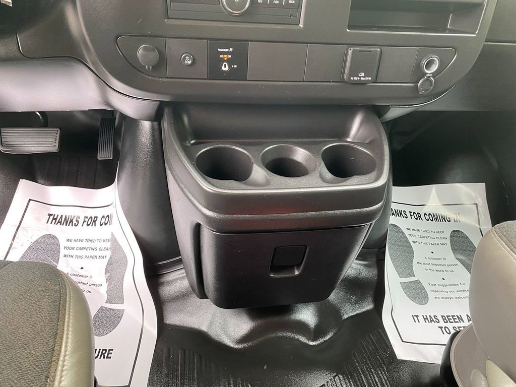 Used 2022 Chevrolet Express 2500 w/ Driver Convenience Package image 19