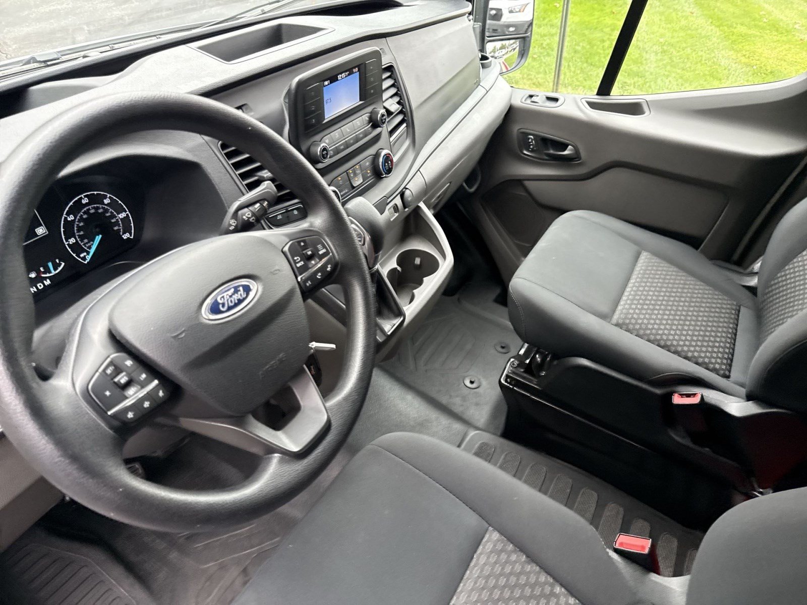 Used 2025 Ford Transit 250 Low Roof w/ Exterior Upgrade Package RWD image 20