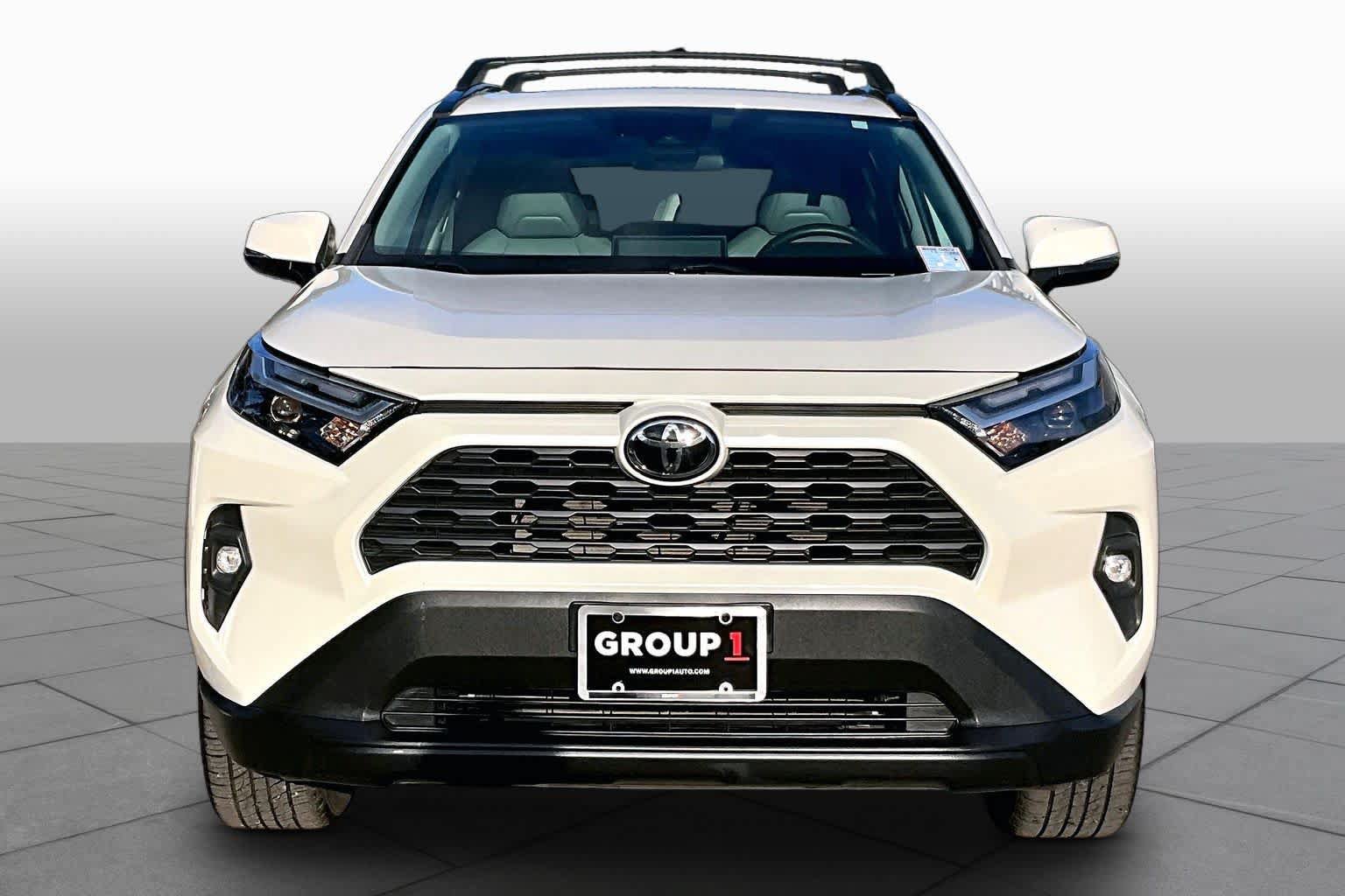 Certified 2022 Toyota RAV4 XLE Premium AWD/4WD image 4