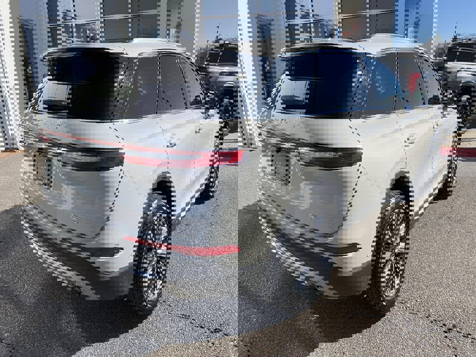 Used 2020 Lincoln Corsair Reserve w/ Equipment Group 201A image 13