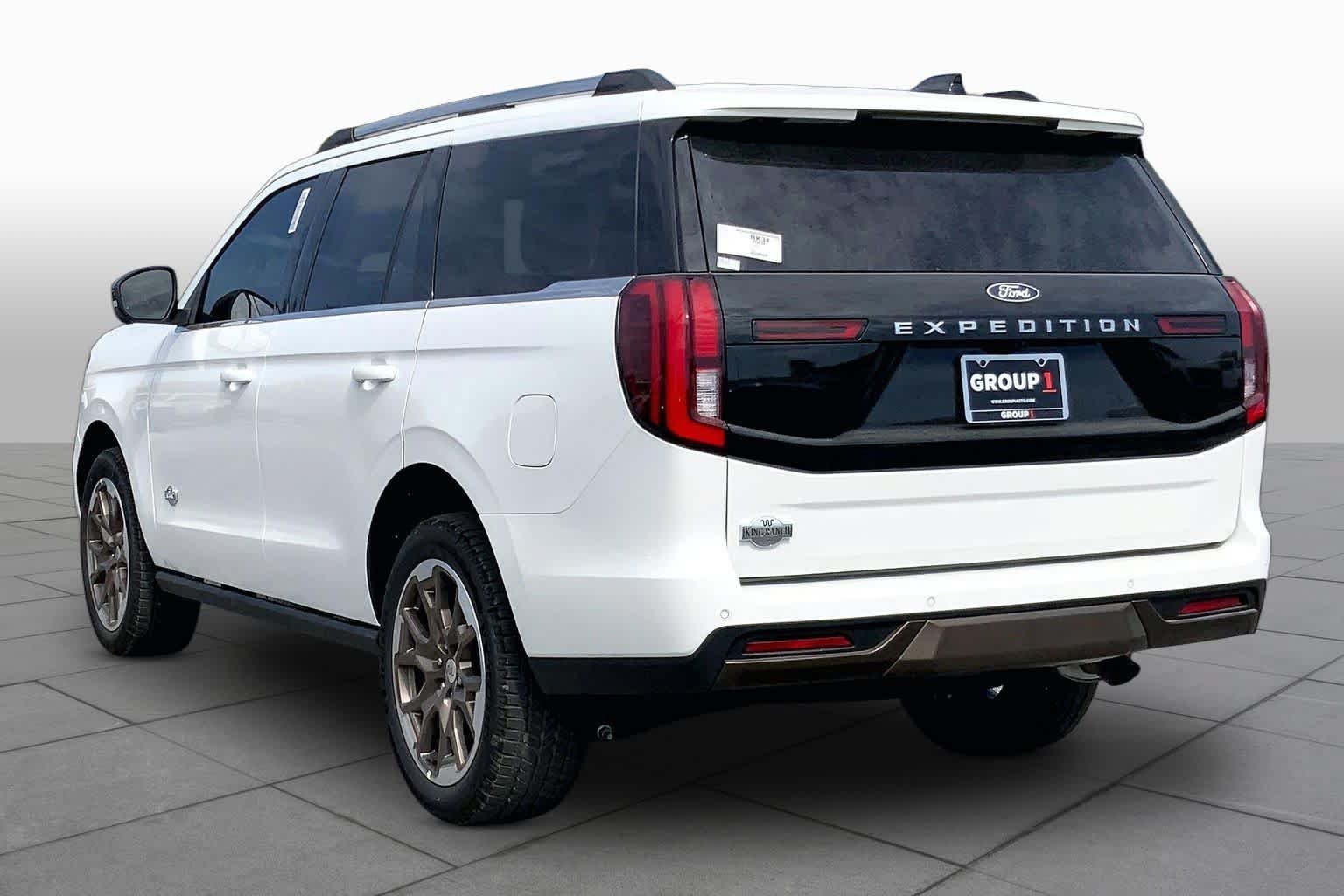 New 2027 Ford Expedition King Ranch RWD image 9