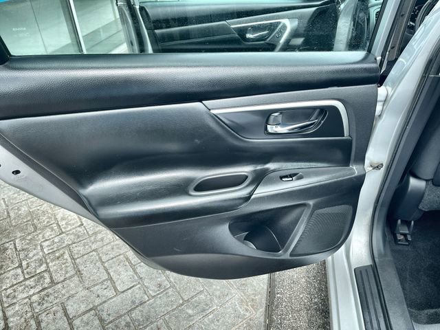 Used 2016 Nissan Altima 2.5 SR FWD image 18