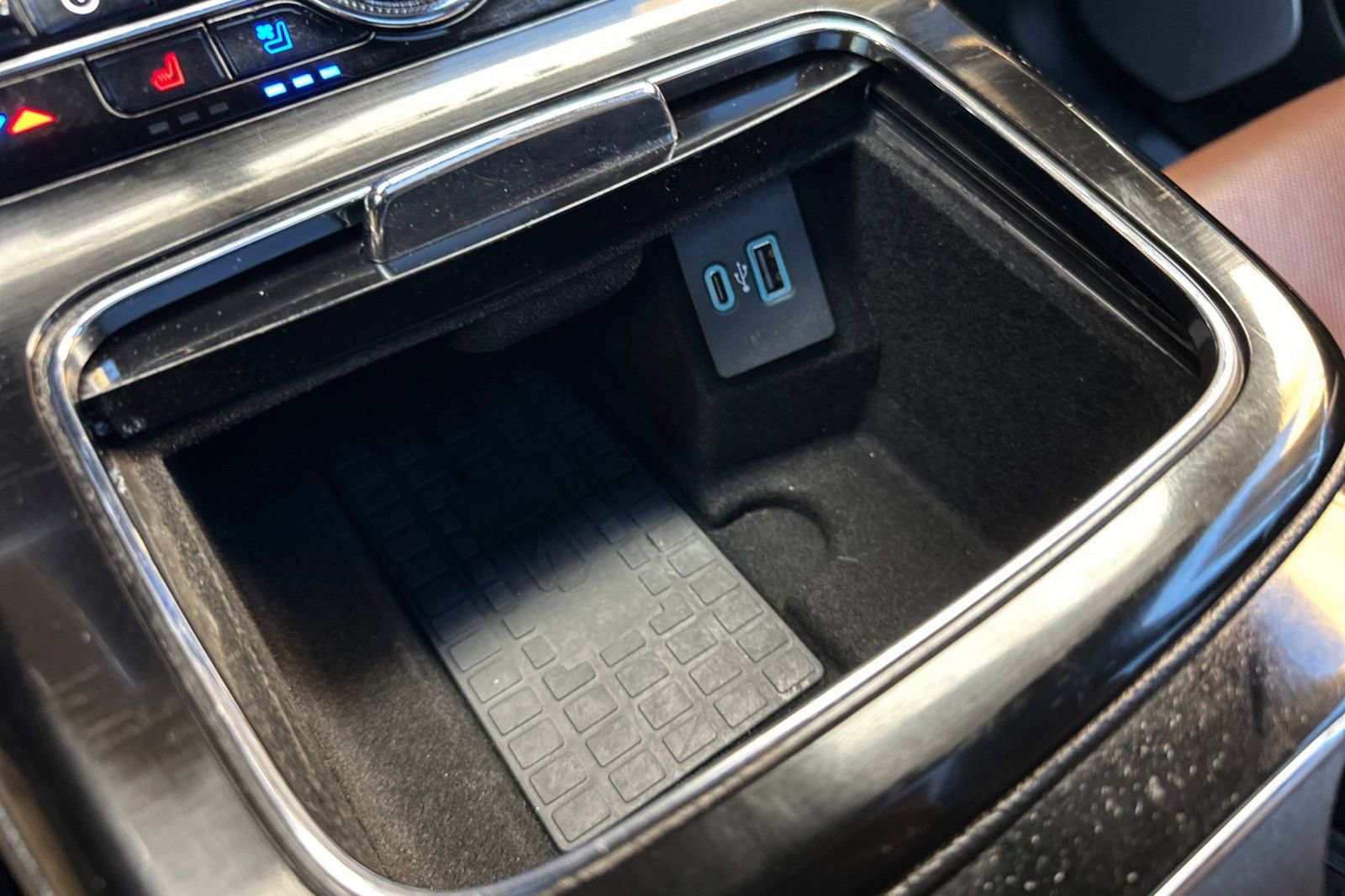 Used 2023 Lincoln Nautilus Reserve w/ Equipment Group 202A image 30