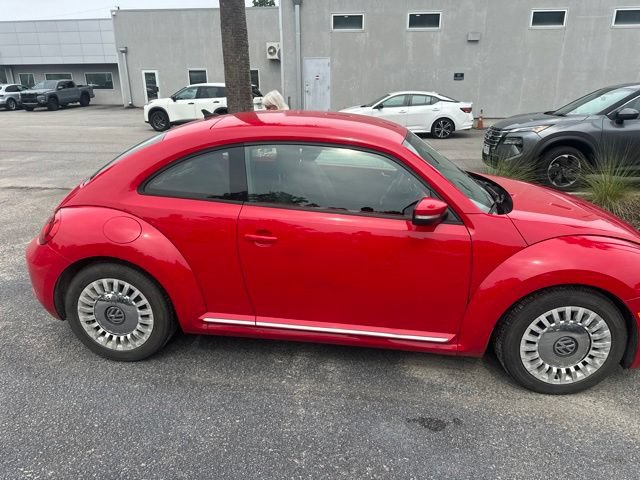 Used 2015 Volkswagen Beetle 1.8T FWD image 3