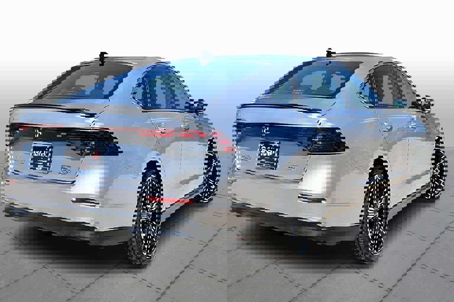 Used 2024 Honda Accord Sport image 13