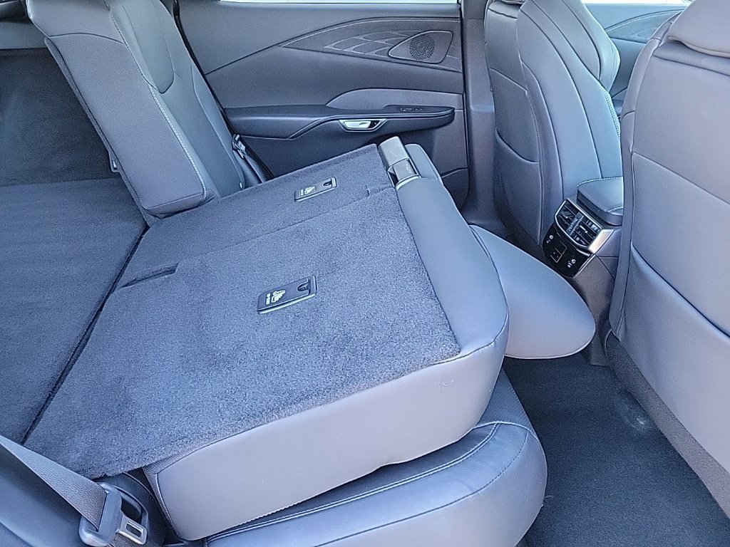 Used 2023 Lexus RX 350 F Sport w/ Accessory Package AWD/4WD image 15