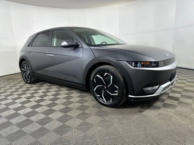 Used 2023 Hyundai Ioniq 5 SEL image 2