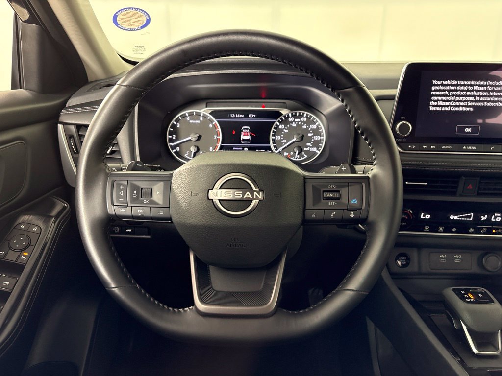 Used 2025 Nissan Rogue SV FWD image 24