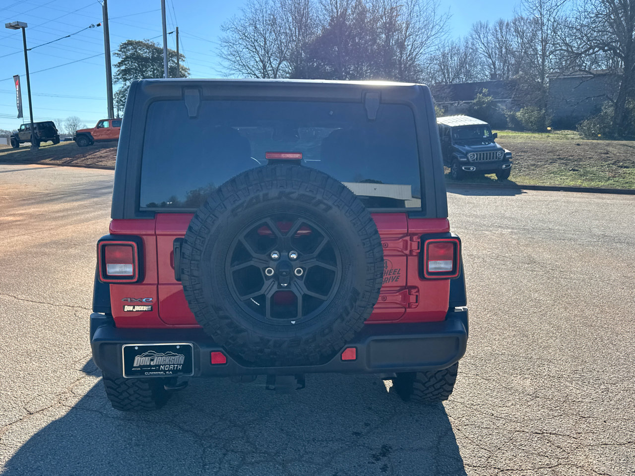 Used 2025 Jeep Wrangler Willys image 5