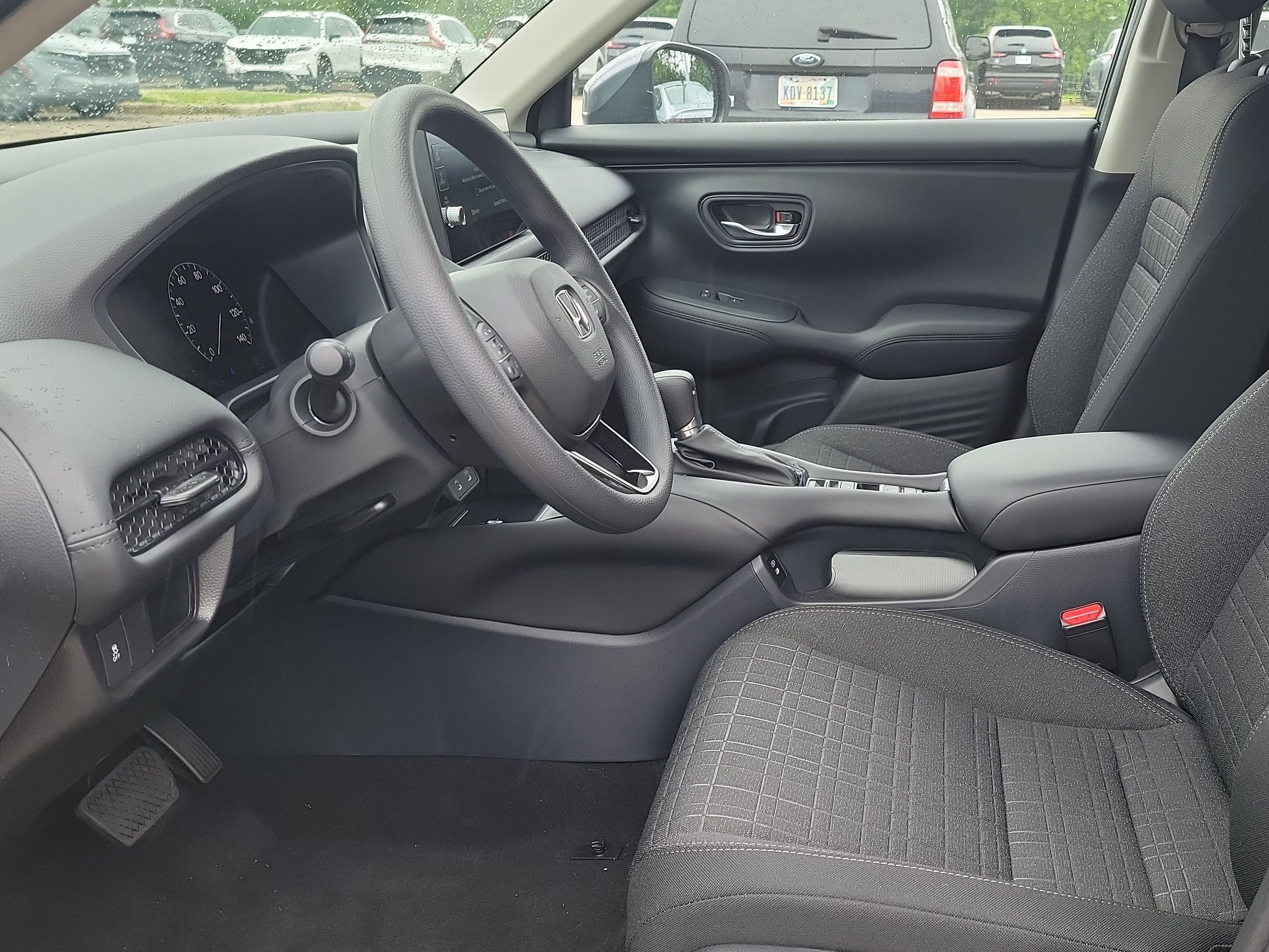 New 2027 Honda HR-V LX image 4