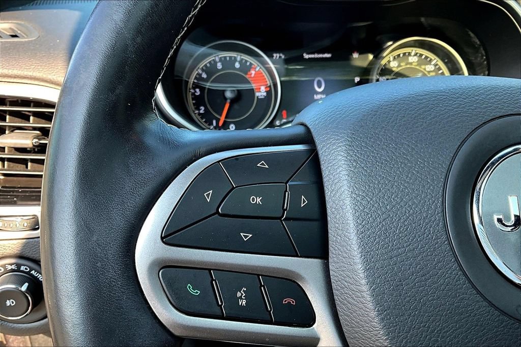 Used 2021 Jeep Cherokee Latitude Lux 80th Anniv w/ Quick Order Package 26U 80TH AWD/4WD image 11
