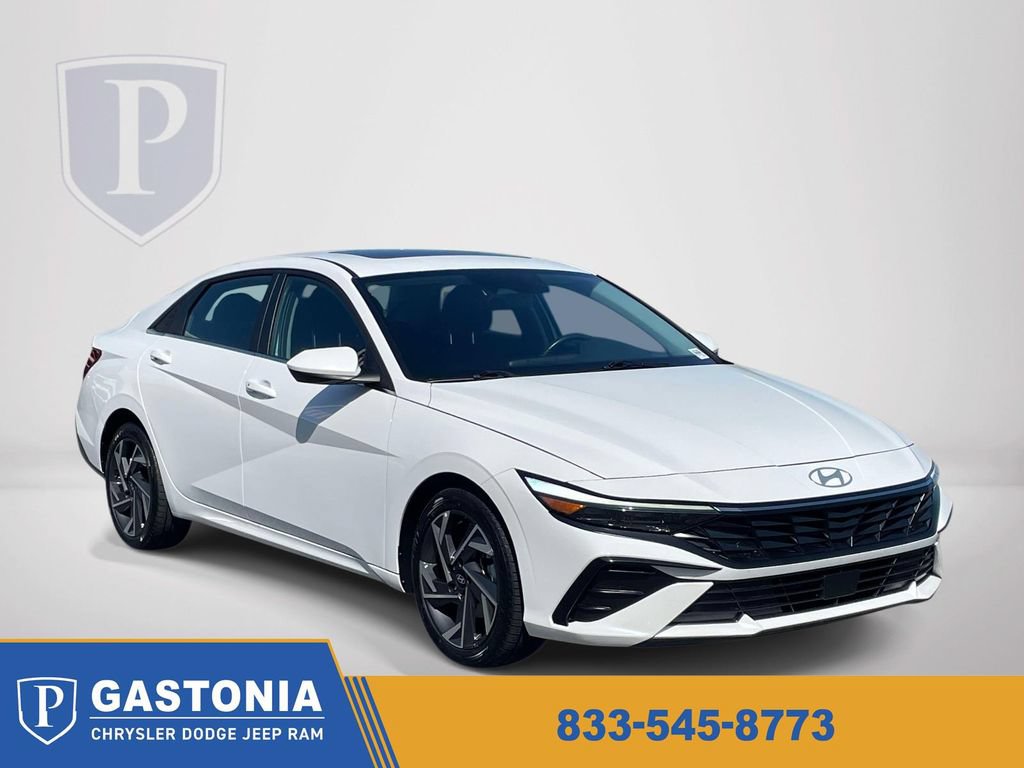 Used 2025 Hyundai Elantra SEL