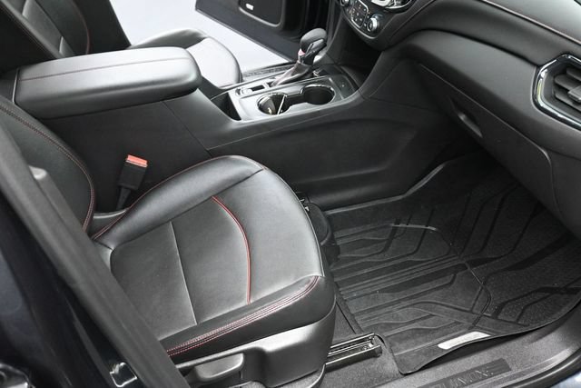 Used 2023 Chevrolet Equinox RS w/ RS Leather Package FWD image 49