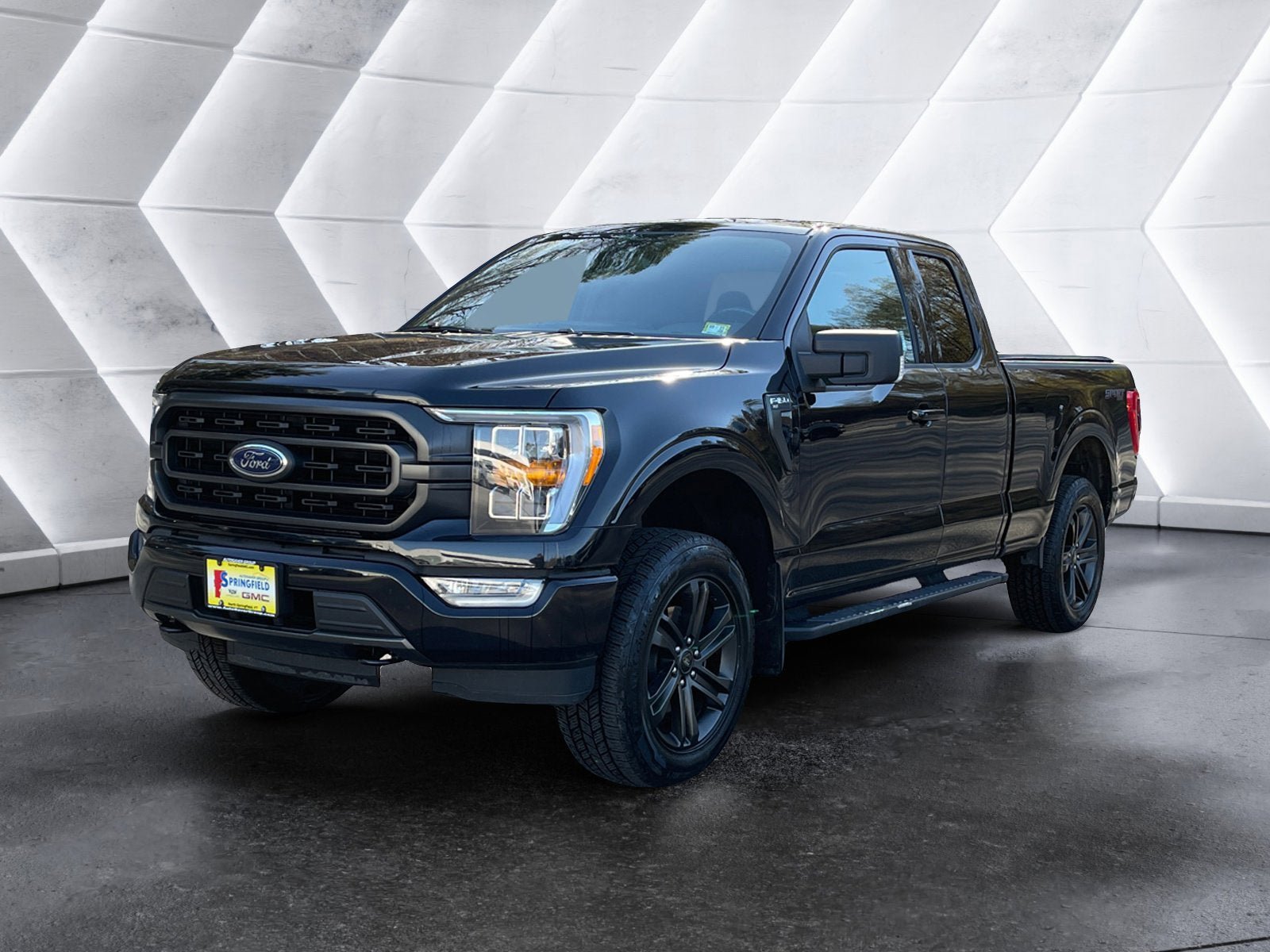 Used 2021 Ford F150 XLT w/ Equipment Group 302A High AWD/4WD image 2