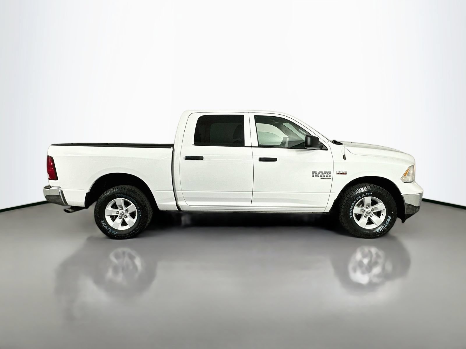 Used 2022 RAM 1500 Tradesman w/ Popular Equipment Group AWD/4WD image 9