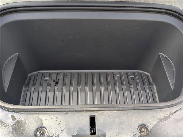 Used 2021 Tesla Model Y Long Range image 24