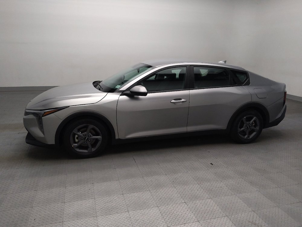 Used 2025 Kia K4 FWD image 2