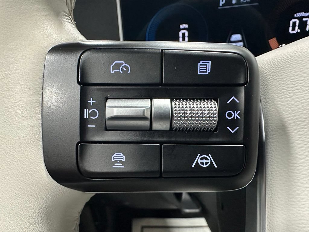 Used 2026 Hyundai Santa Fe SEL AWD/4WD image 19