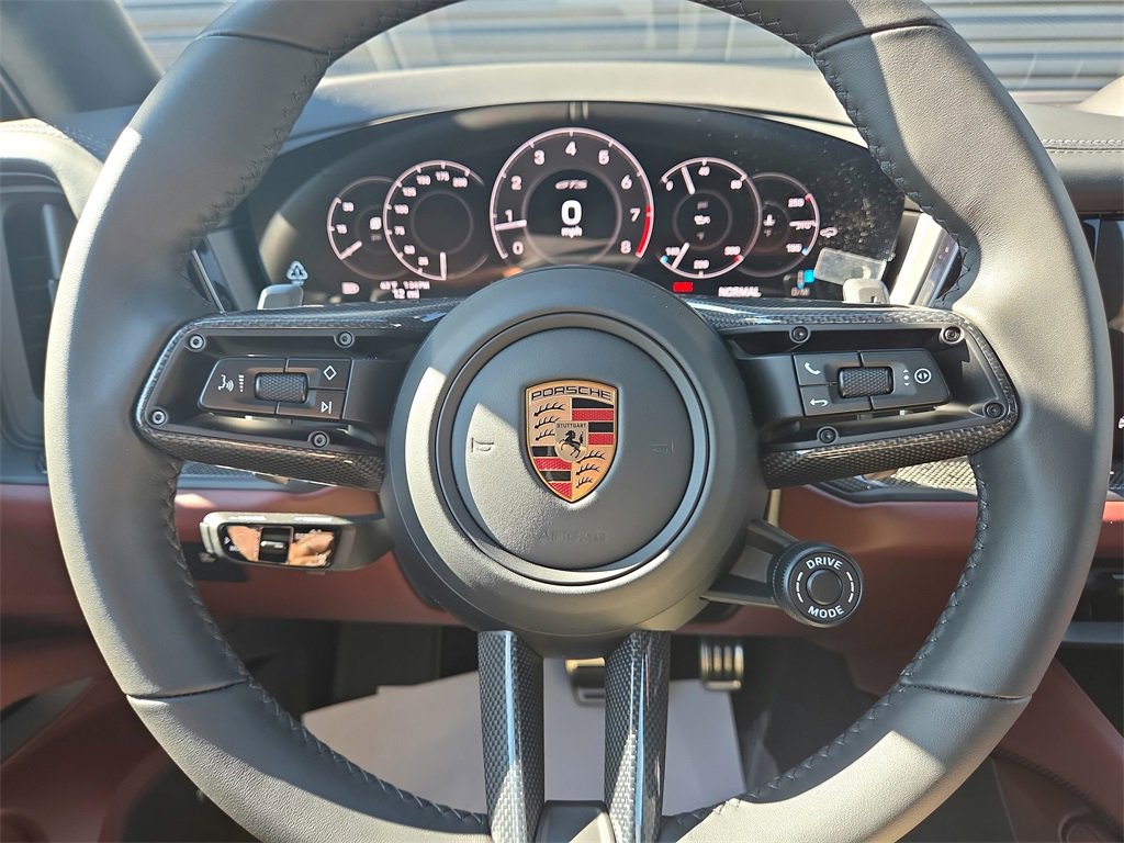 New 2026 Porsche Cayenne GTS image 9