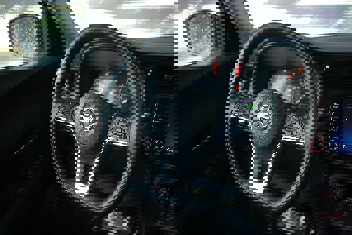 Used 2022 Nissan Kicks SV image 40