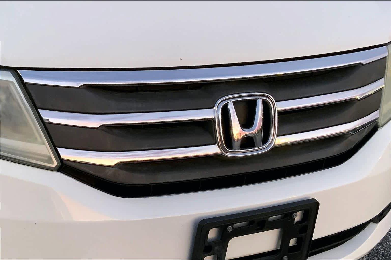 Used 2013 Honda Odyssey EX image 29