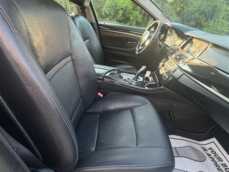 Used 2014 BMW 528i xDrive Sedan AWD/4WD image 16