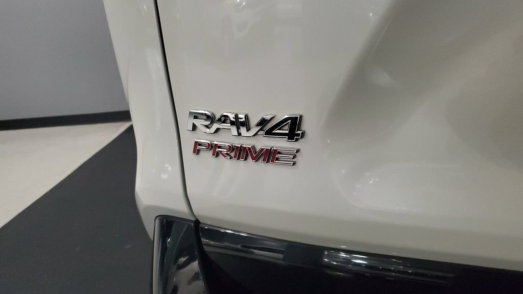 Used 2022 Toyota RAV4 XSE AWD/4WD image 8