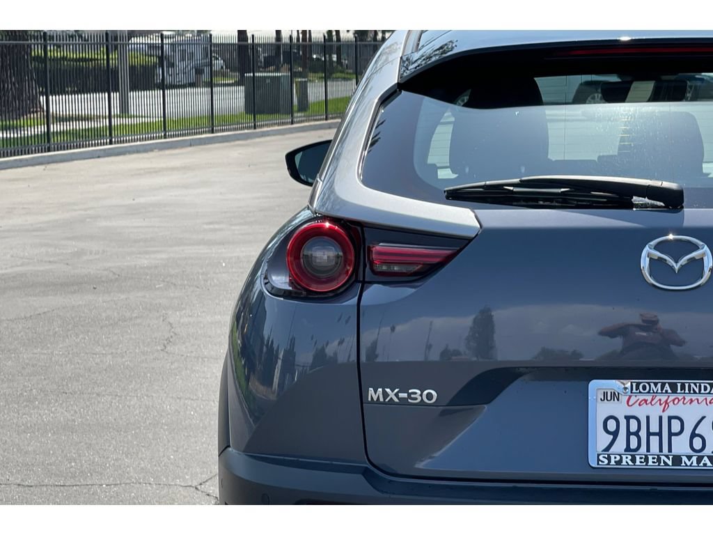 Certified 2022 MAZDA MX-30 Electric w/ Premium Plus Pkg FWD image 48