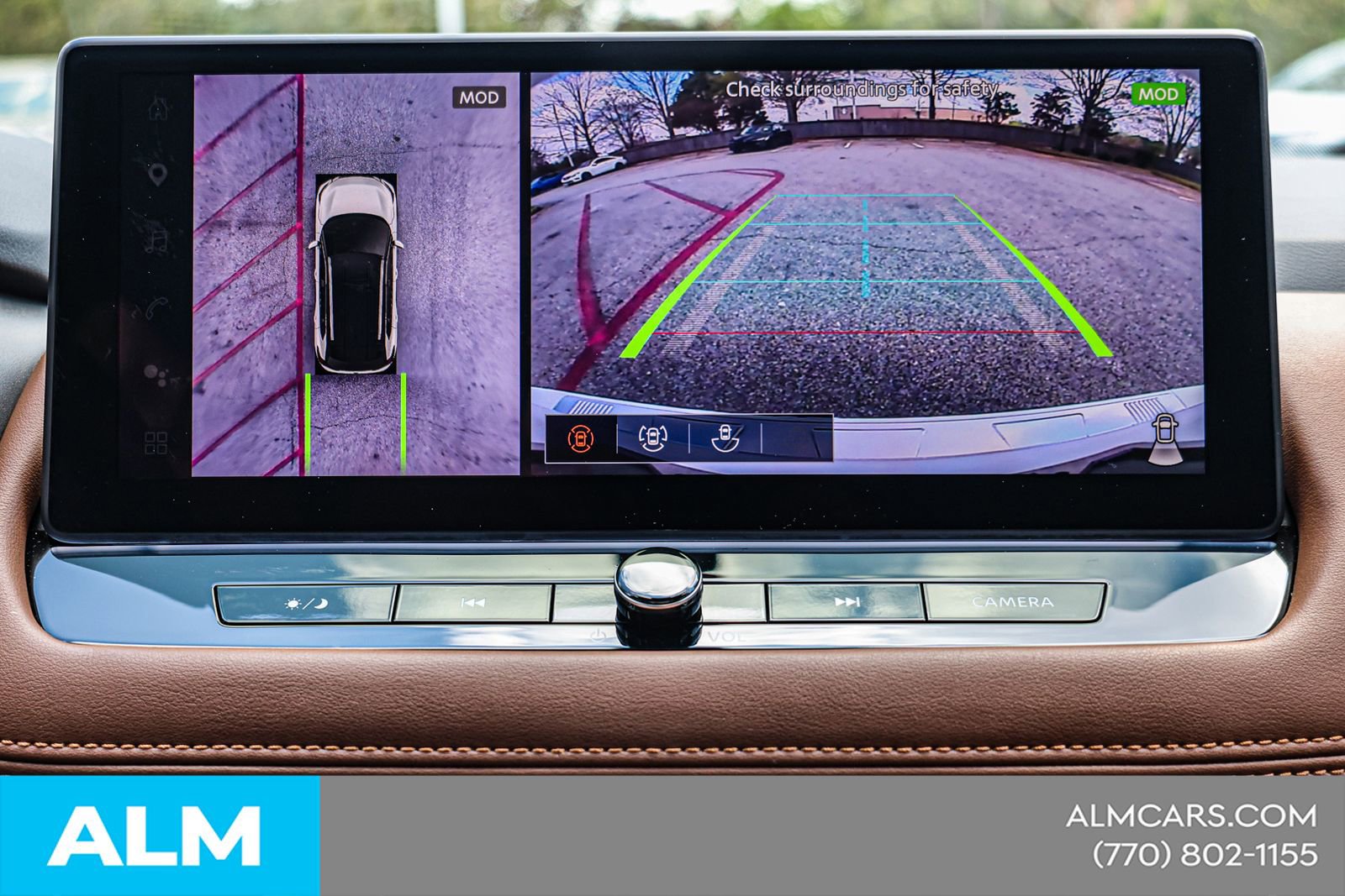 Used 2025 Nissan Rogue Platinum w/ Tech Package FWD image 29