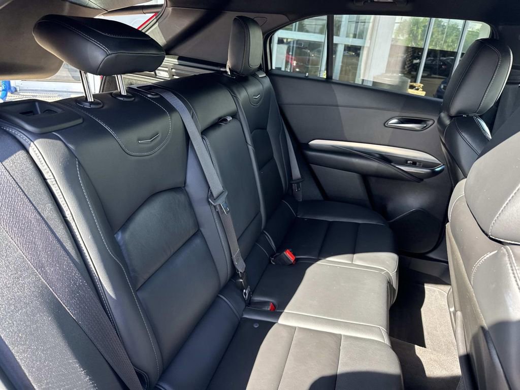 Used 2023 Cadillac XT4 Premium Luxury image 10