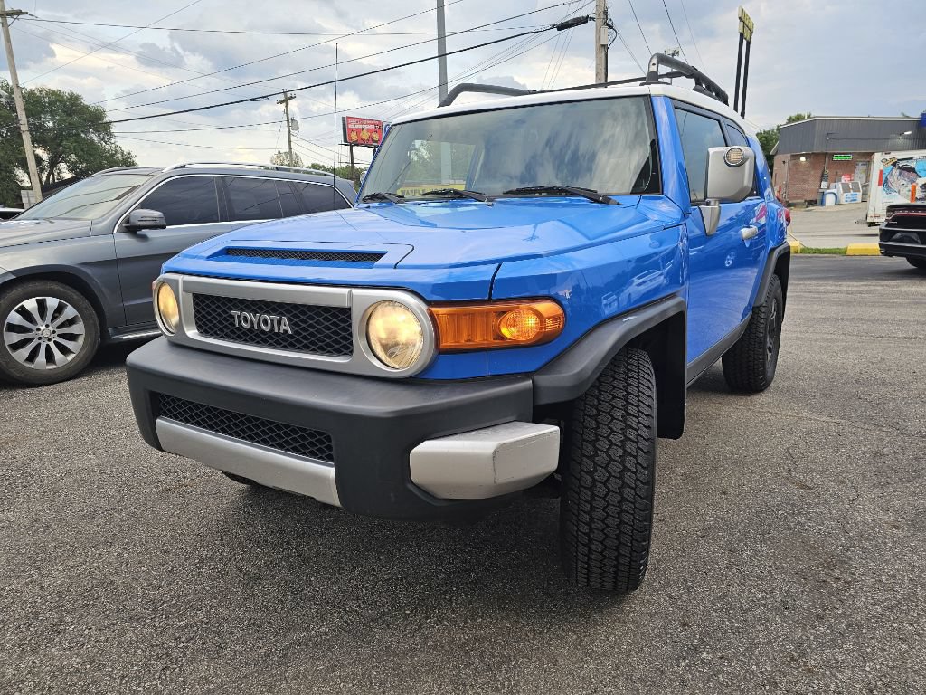 Used 2007 Toyota FJ Cruiser 4WD w/ Upgrade Pkg 1 image 5